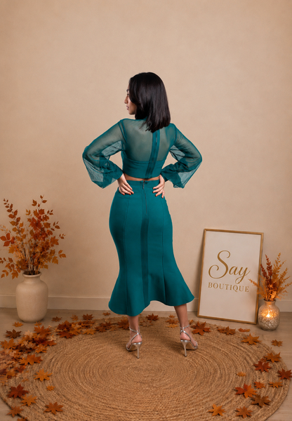 Green Fit Midi Skirt Set.