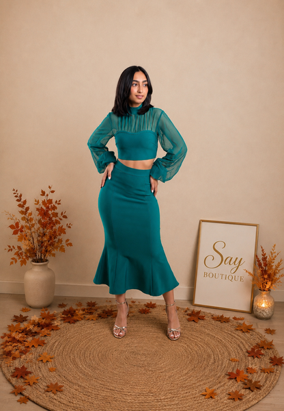 Green Fit Midi Skirt Set.
